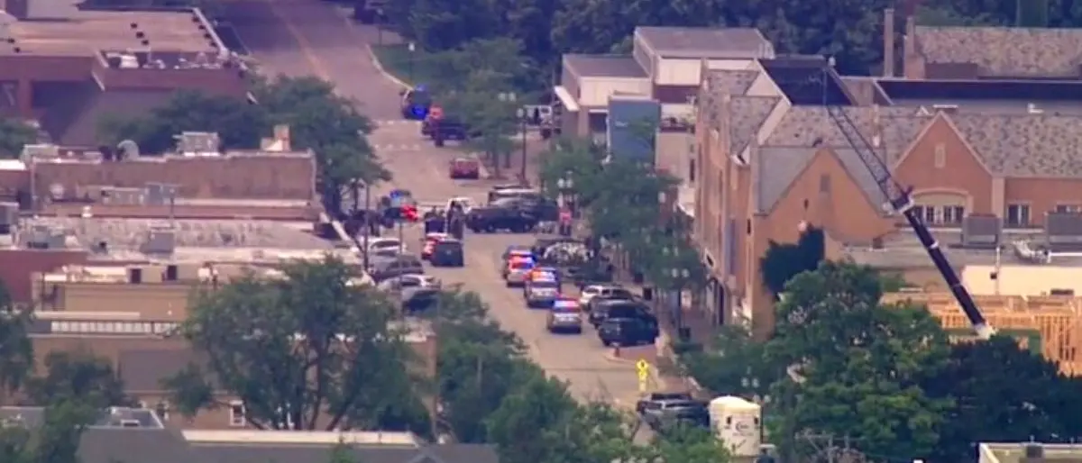 Dramma a Chicago, spari durante la parata del 4 luglio: almeno 6 vittime e 16 feriti