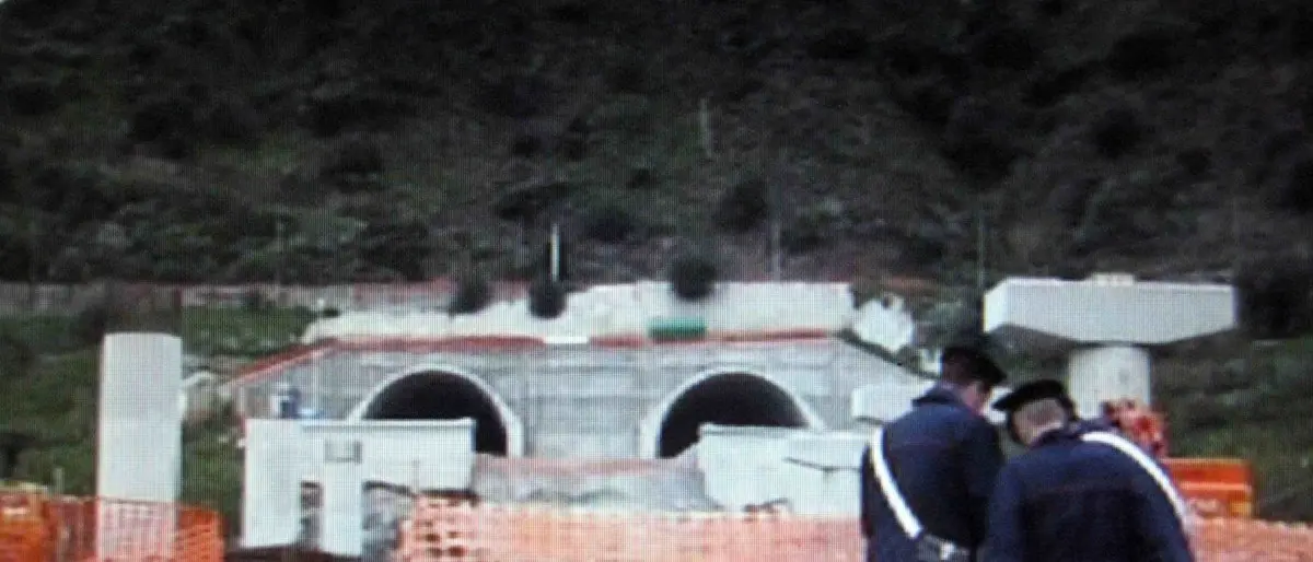 Infiltrazioni mafiose nei lavori della Statale 106: 4 condanne, 9 assoluzioni e 6 prosciolti