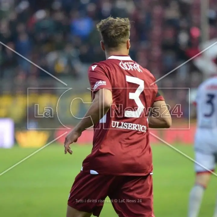 Reggina: Givova torna a essere sponsor tecnico. Nel 2012 le maglie omaggiarono i Bronzi