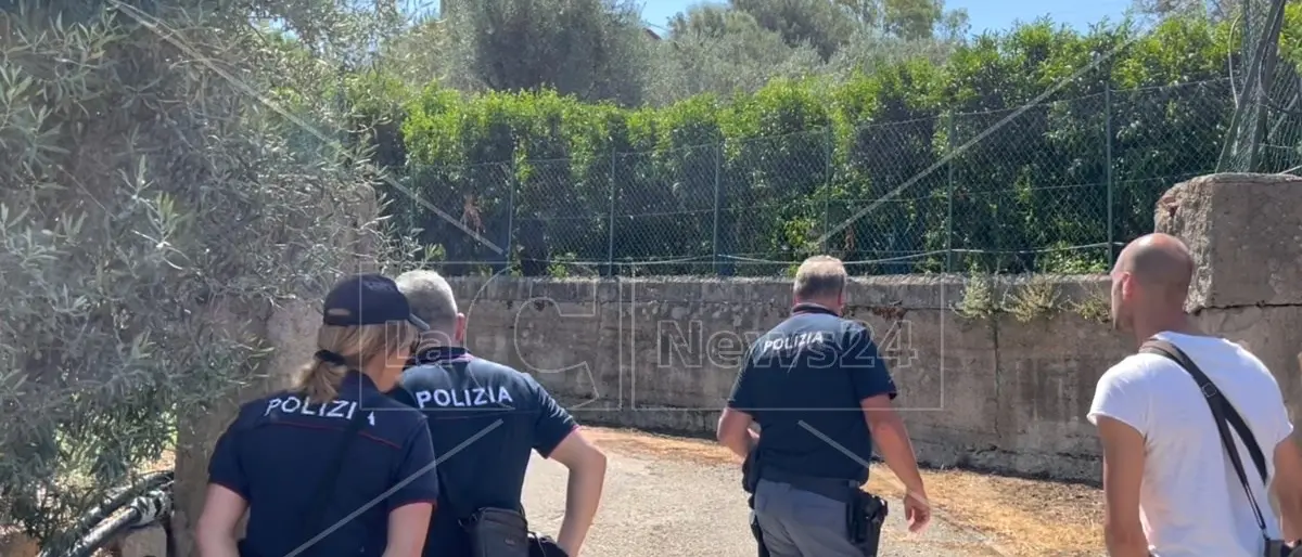 «Mi hanno picchiata e legata»: le prime parole della ragazza ritrovata a Corigliano Rossano