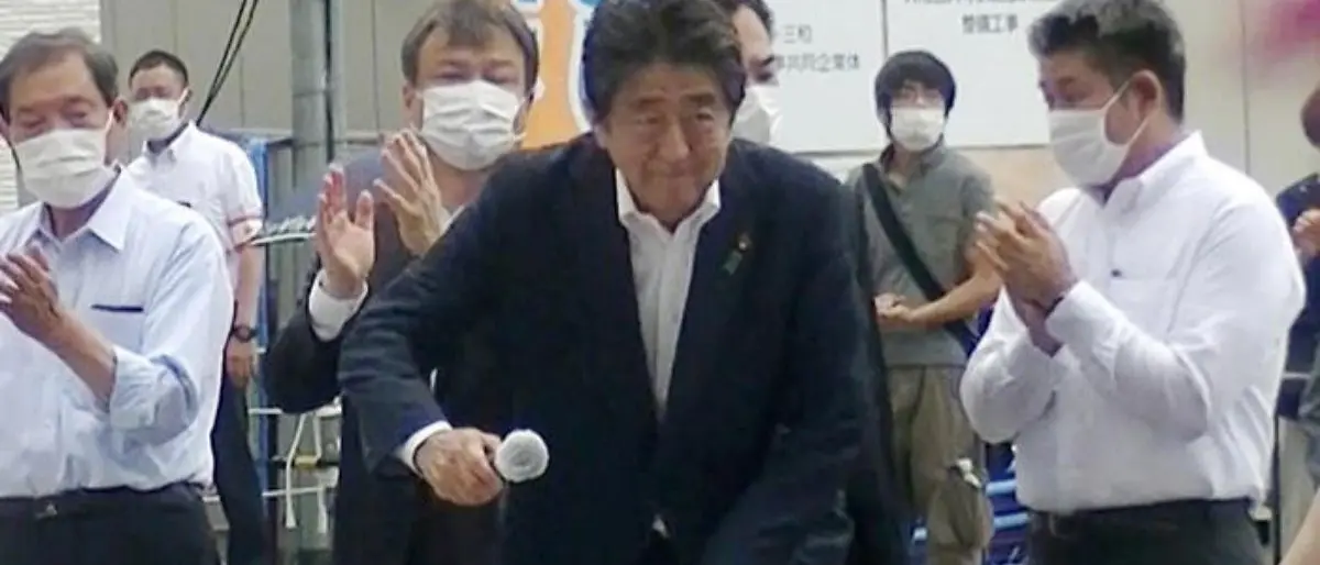 È morto l’ex premier giapponese Abe, arrestato il presunto killer: «Ho sparato per uccidere»