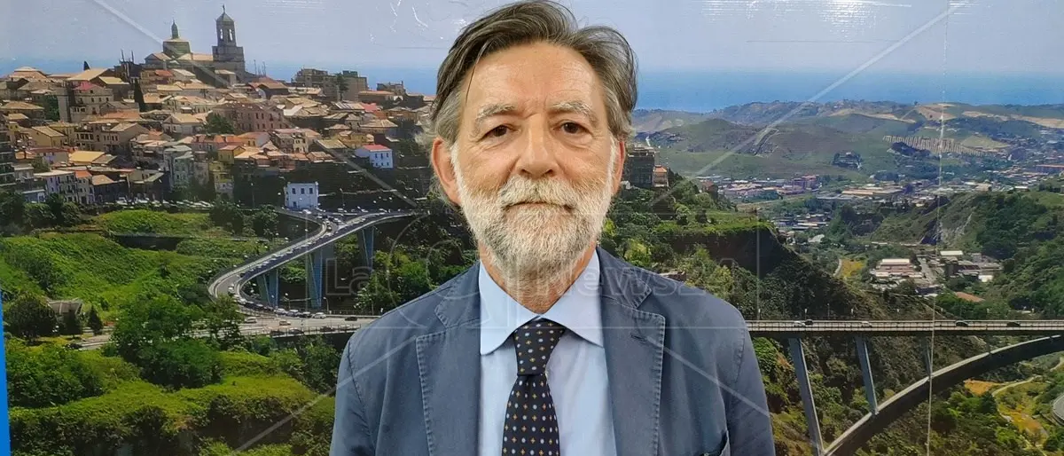 Donato ricompatta i suoi e detta la linea: «No a ipotesi di compromesso in Consiglio»