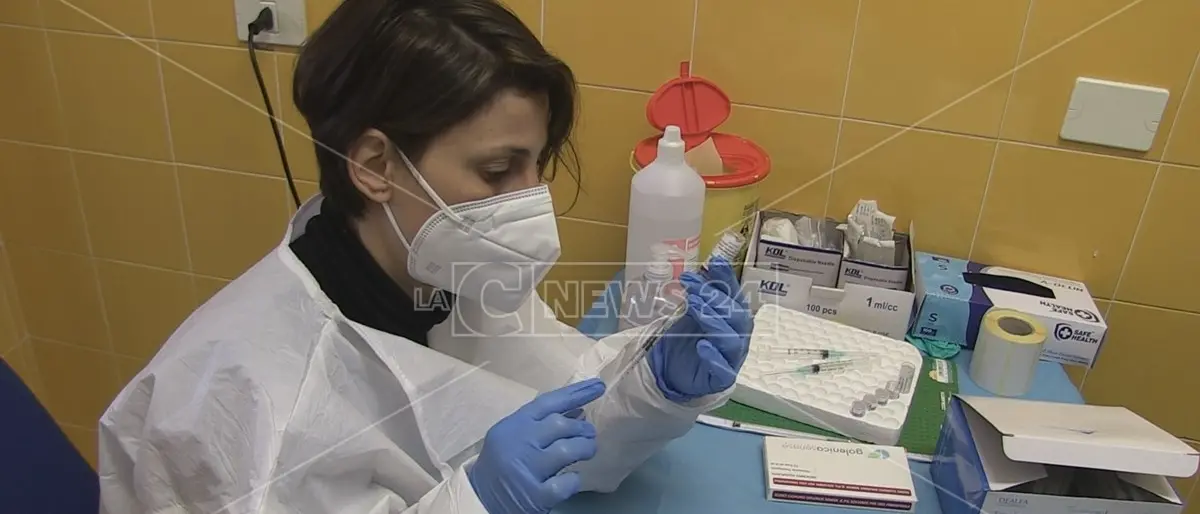 Covid, in settimana al via in Italia la quarta dose per gli over 60