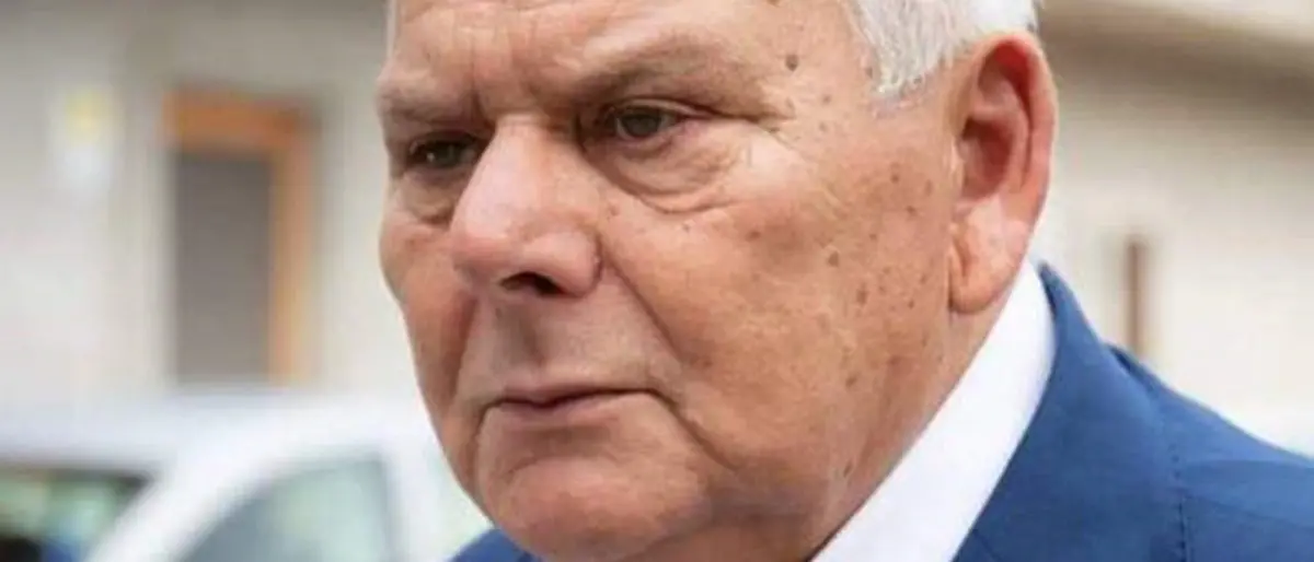 Ondata di vicinanza per l’ex sindaco aggredito: «Per Coco la legalità è una ragione di vita»