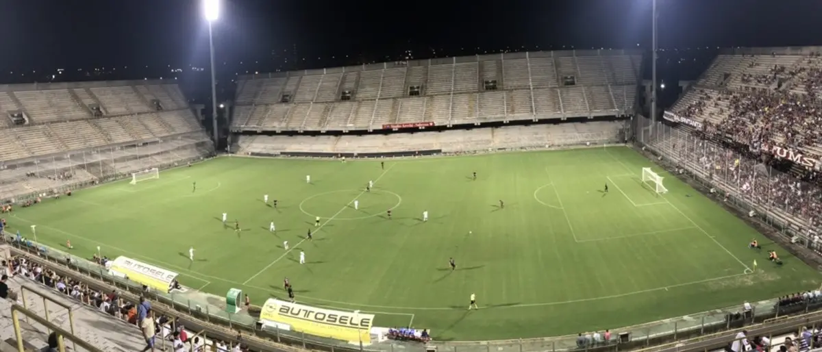 Reggina, ufficializzato triangolare con Salernitana e Adana Demirspor. Dal mercato in arrivo 5 acquisti