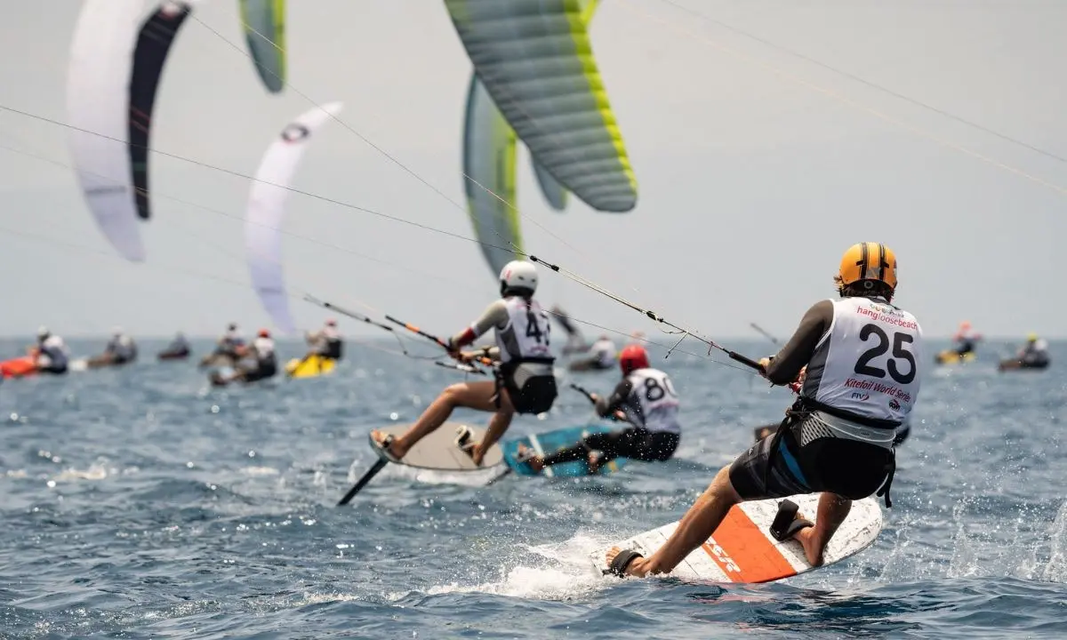 A Gizzeria l’unica tappa italiana dei mondiali di Kitesurf: dal 20 al 24 luglio si vola sul mare di Calabria