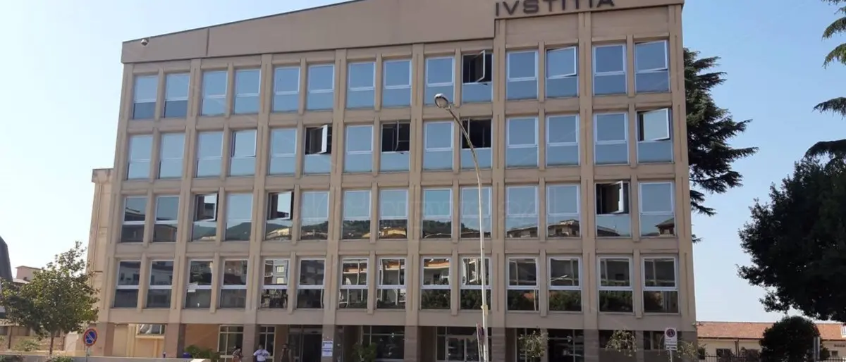 A Lamezia si apre il processo: le difese sollevano le eccezioni