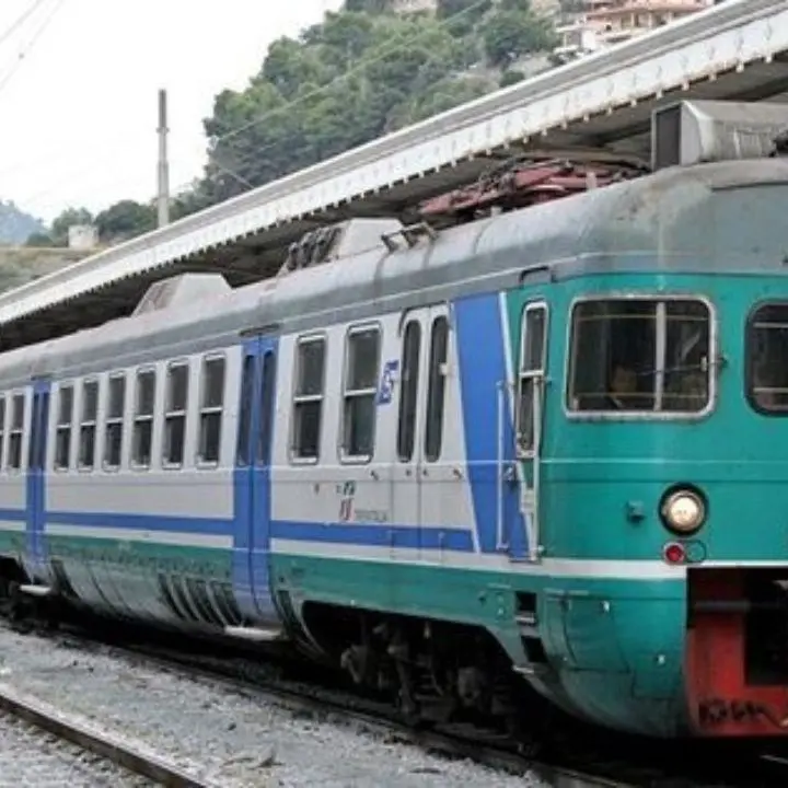 Trasporti in Calabria, la soddisfazione di Filt-Cgil: «Lo sciopero di Trenitalia è riuscito»