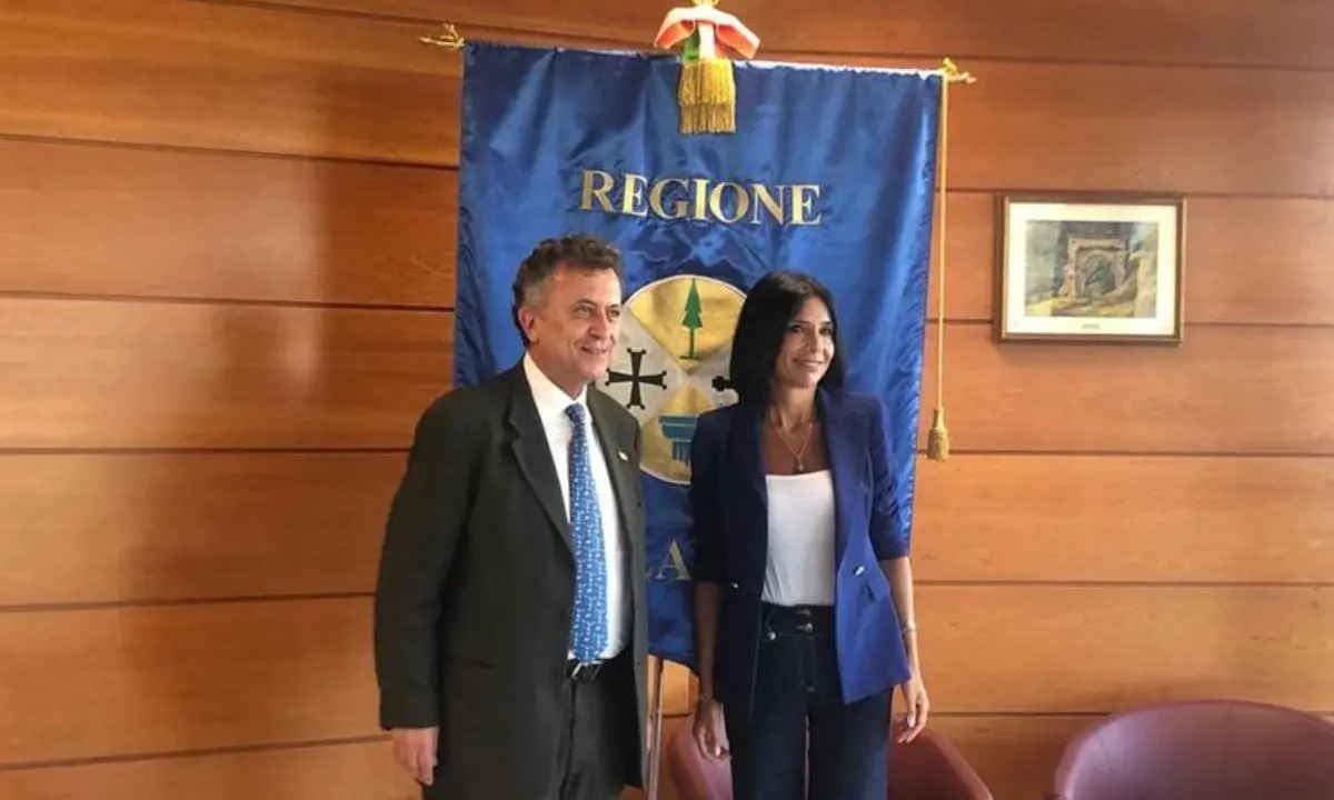 La visita dell’ambasciatore del Messico in Calabria, ricevuto alla Cittadella dalla vicepresidente Princi