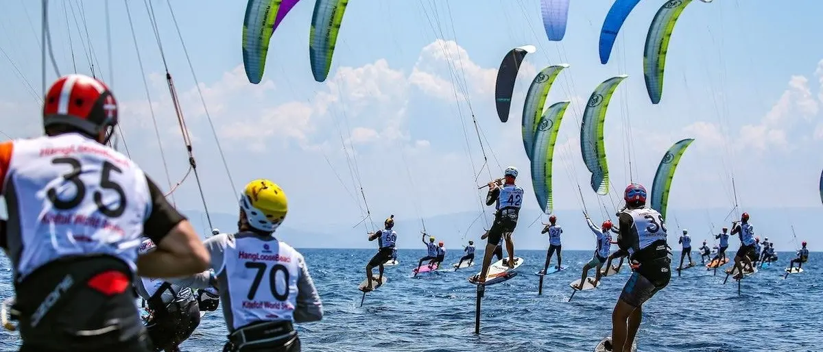 Sul mare di Calabria si vola: la classifica delle Kitefoil World Series in svolgimento a Gizzeria