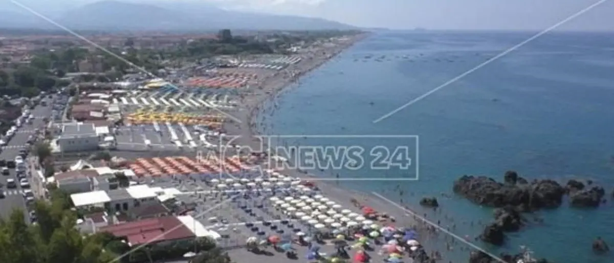 Scalea, ritrovato ordigno bellico nelle acque di località Ajnella: interdetta la zona