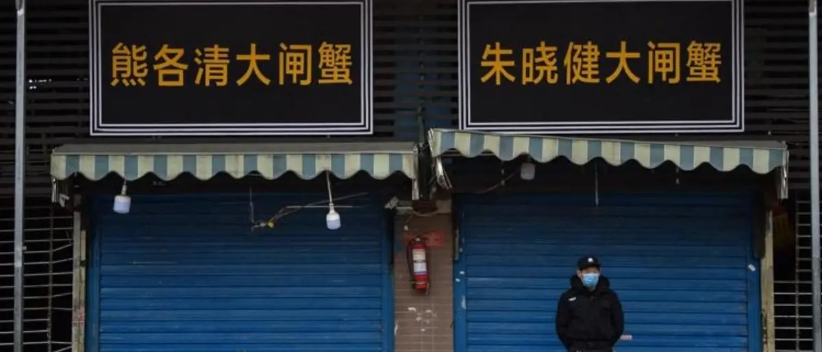 Covid, quattro casi asintomatici a Wuhan: un milione di persone in lockdown per tre giorni
