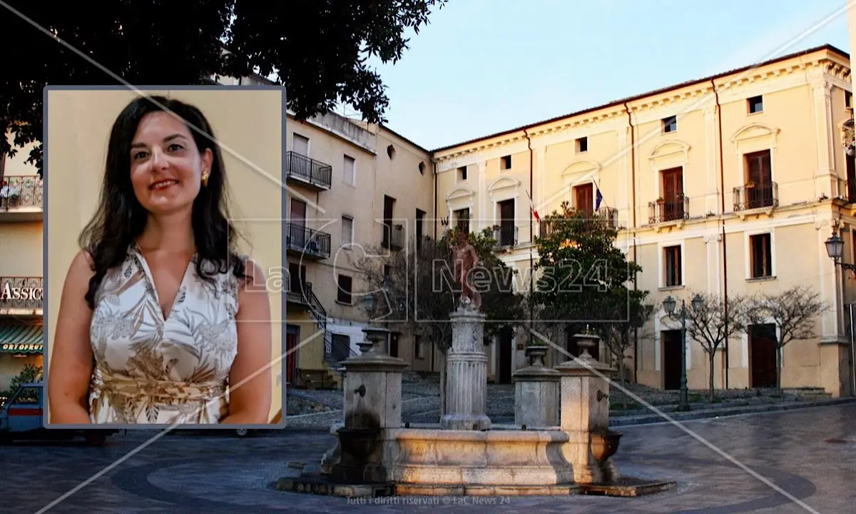 Foto sospese, sbarca a Cetraro l’evento collettivo per le vie del centro storico