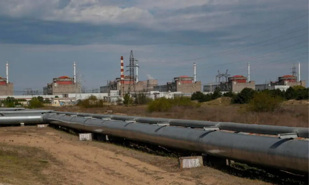 Ucraina, nella notte sparati 40 razzi vicino alla centrale nucleare di Zaporizhzhia