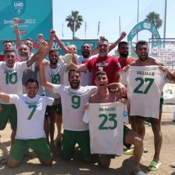 Beach soccer, l’Icierre Lamezia vince i playoff di Promozione e vola in Poule Scudetto