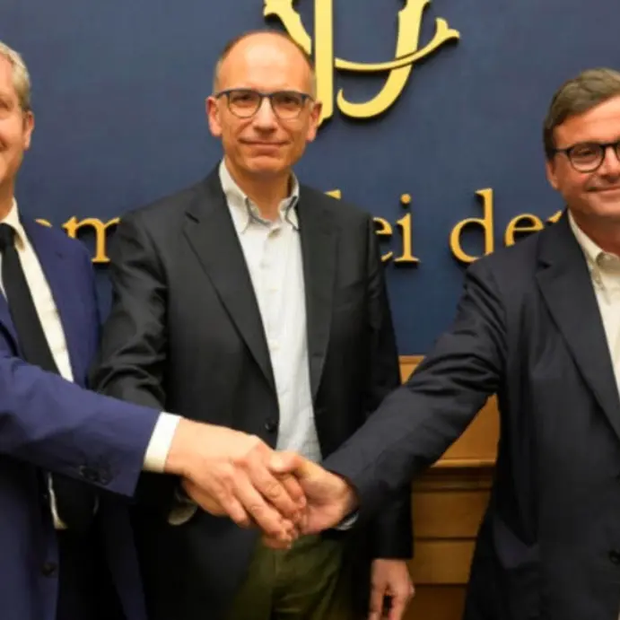 Elezioni, Calenda rompe dopo 4 giorni il patto con il Pd: «È una coalizione a perdere»