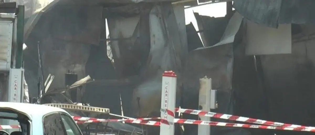 Corigliano Rossano, incendio alle officine meccaniche Socas: arrestati due uomini