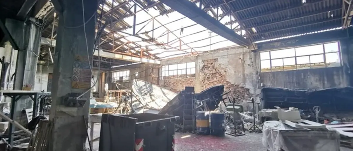 Sequestrato cantiere nautico a Soverato, trovati rifiuti speciali e pericolosi: sigilli a oltre 8mila mq