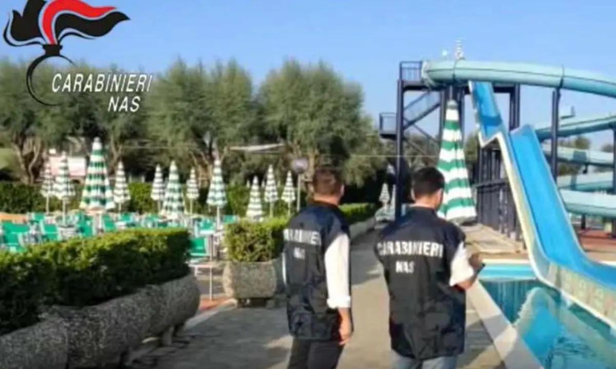 Reggio Calabria, i carabinieri del Nas chiudono una piscina abusiva