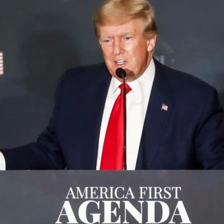 Trump indagato per spionaggio: avrebbe nascosto o distrutto documenti top secret