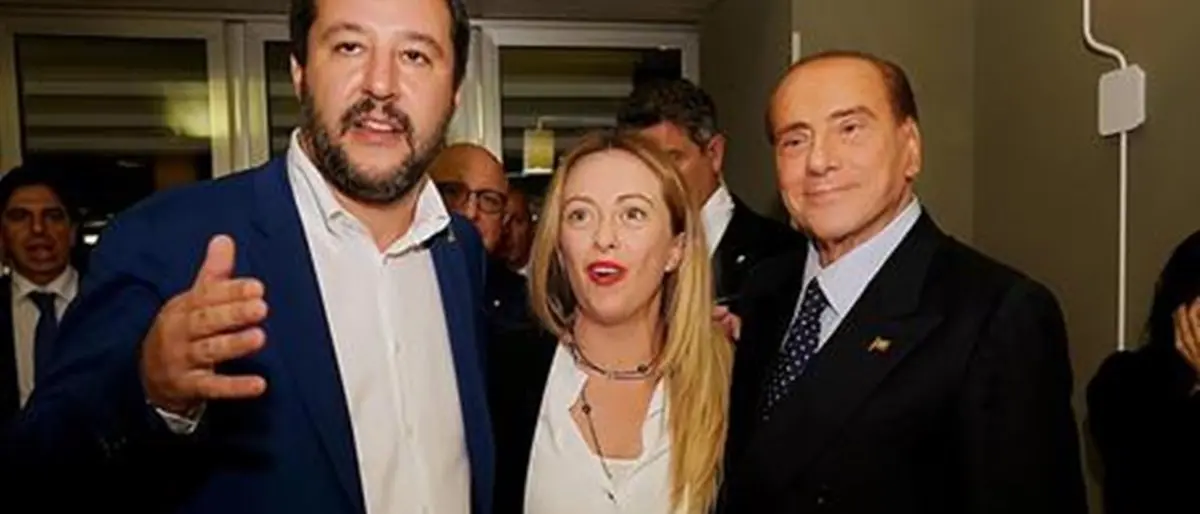 Io, soreta e tu (o del fuoco amico)