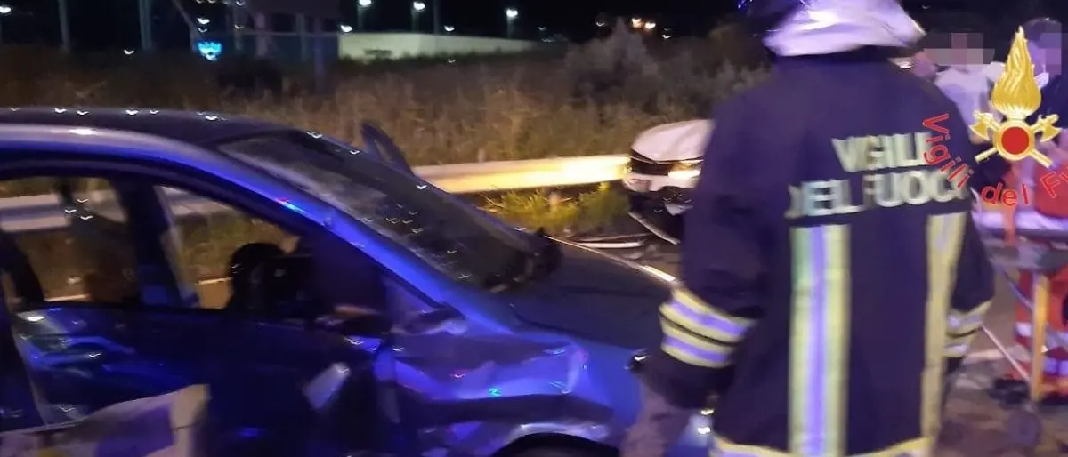 Incidente sulla ss 106 a Soverato, un ferito nello scontro tra due auto