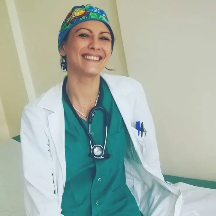Medici cubani, il chirurgo a Occhiuto: «Bandi deserti? In Calabria solo contratti per 3 mesi: vergognatevi»