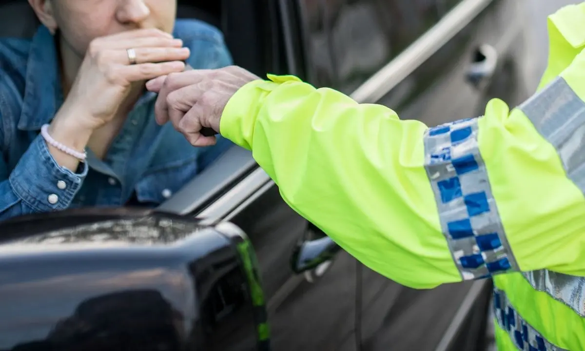 Pordenone, travolge con l’auto e uccide un 15enne: la soldatessa alla guida era ubriaca