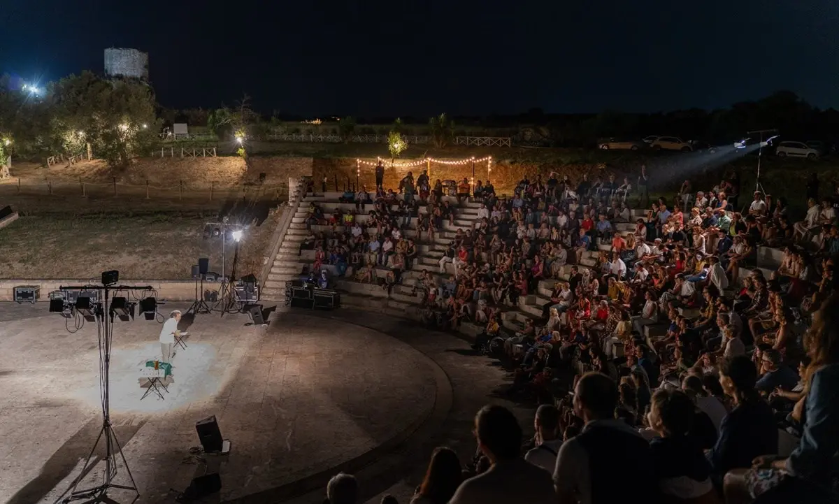 Avvistamenti teatrali, a Ricadi la sesta edizione si chiude con il sold out della Piccola Compagnia Dammacco