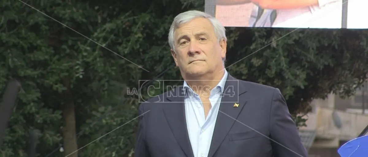 Intimidazione a Cannizzaro, Tajani (Fi): «Grave gesto. Andrà comunque avanti per il bene della Calabria»