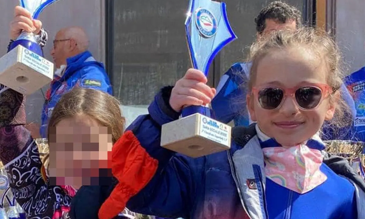 Bimba italiana schiacciata e uccisa da una statua di marmo a Monaco di Baviera