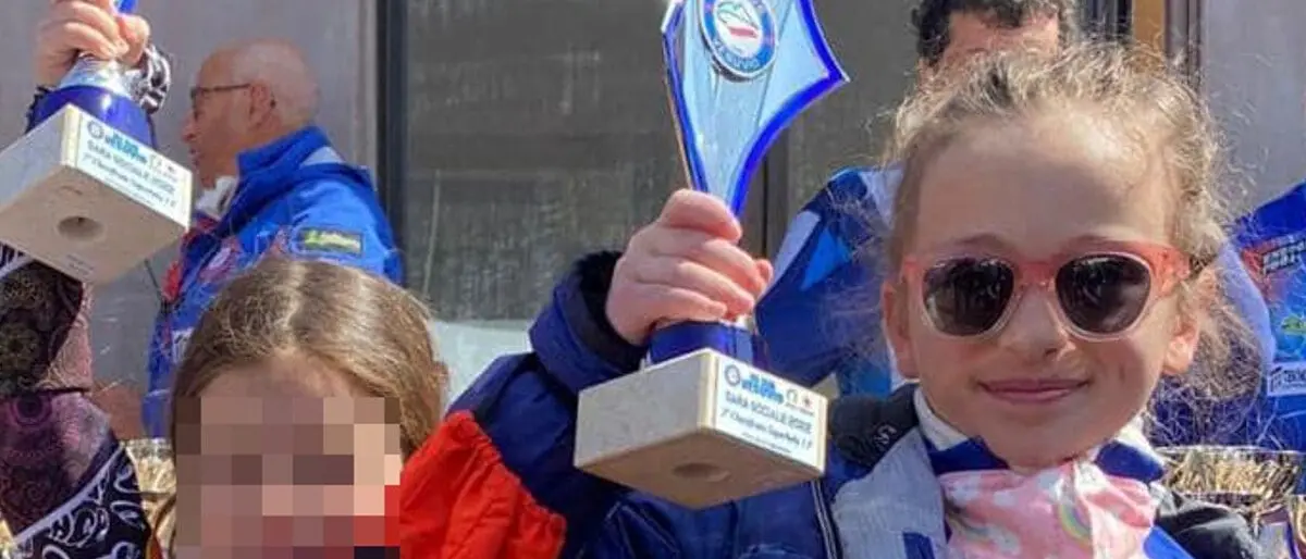 Bimba italiana schiacciata e uccisa da una statua di marmo a Monaco di Baviera