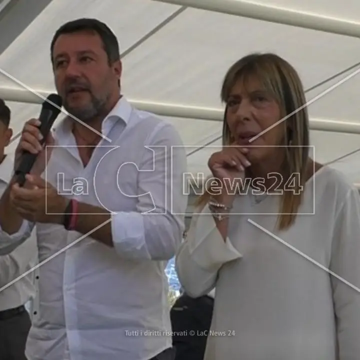 Salvini da Reggio rilancia un «patto politico» per aiutare famiglie e imprese