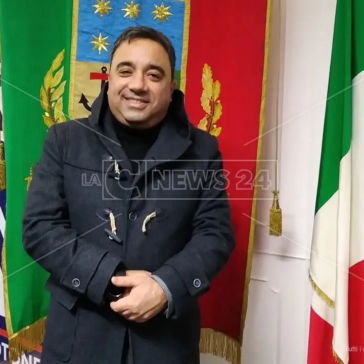 Il presidente della Provincia di Crotone Ferrari sotto scorta per minacce, la solidarietà del Consiglio regionale