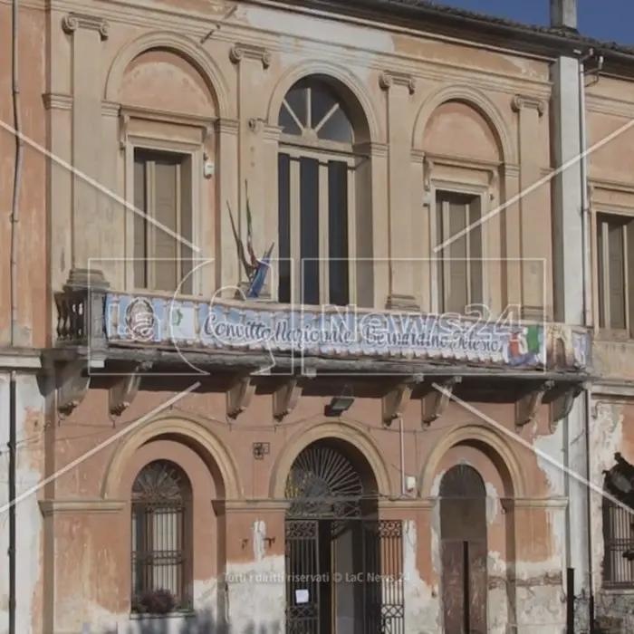 Convitto Nazionale Cosenza, le famiglie degli alunni chiedono chiarimenti sulla nomina del nuovo rettore