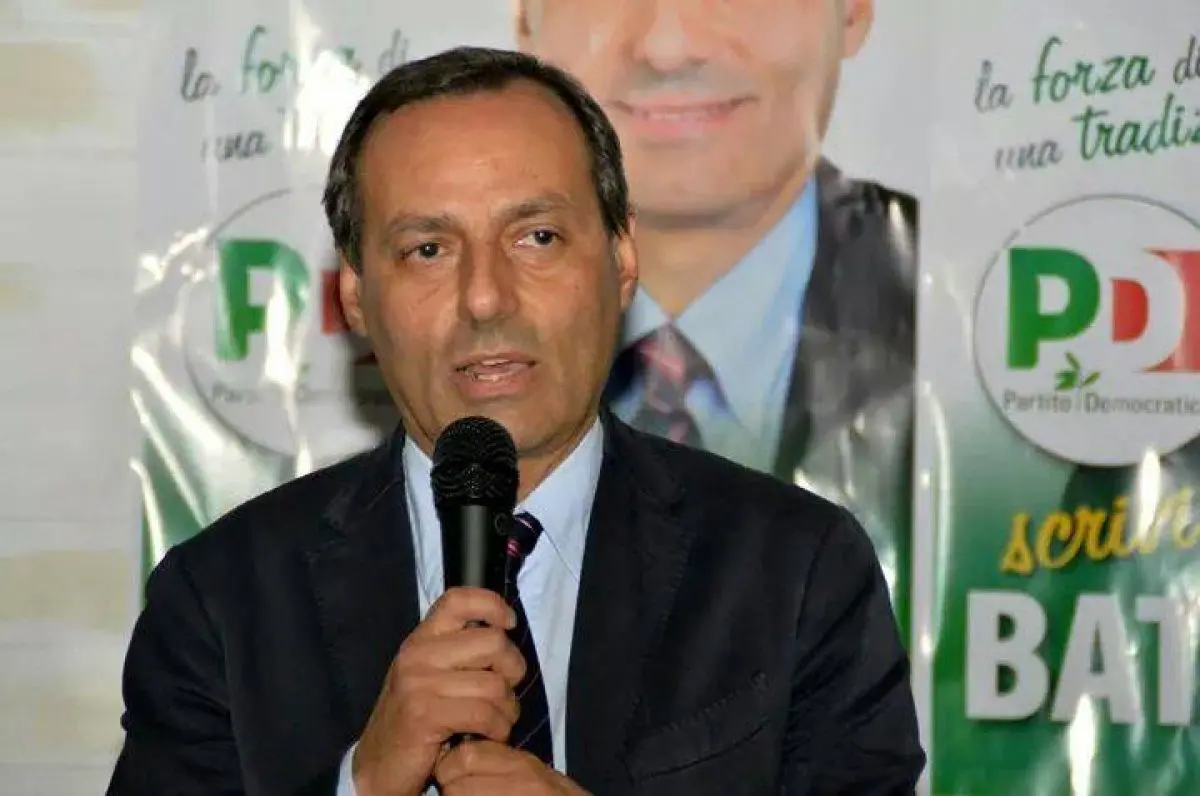 Elezioni, Mimmo Battaglia (Pd): «Sì al Ponte, non lasciamo alla destra la sfida contro la marginalità»