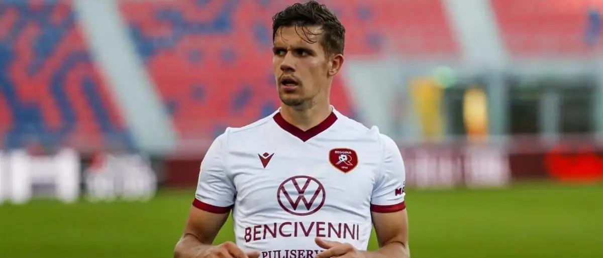 Calciomercato, Mario Situm saluta la Reggina e si trasferisce al Catanzaro