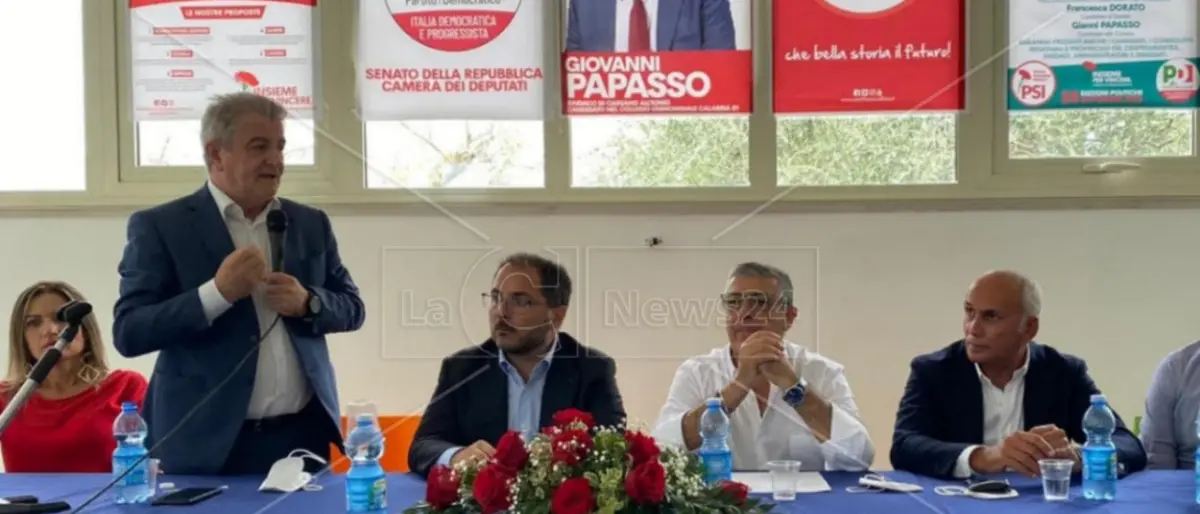 Il Psi apre la campagna elettorale a Cassano e rilancia i rigassificatori: «C’è bisogno di investire»
