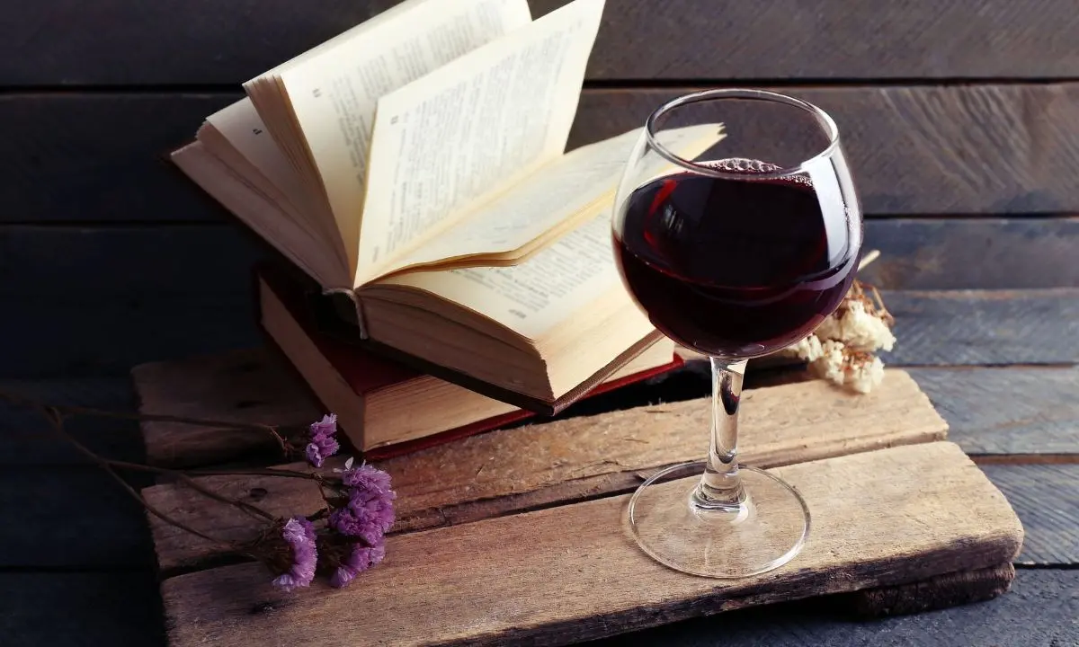 Aperiliber, ottimi vini da degustare e libri da scoprire nel corso di una serie di eventi nel Cosentino