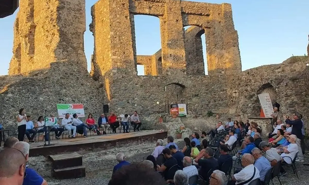 Festa dell’Unità a Squillace: «Serve un investimento straordinario per l’occupazione giovanile al Sud»