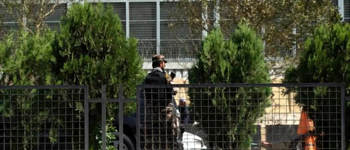 Kamikaze si fa esplodere nei pressi dell’ambasciata russa a Kabul: almeno 25 morti