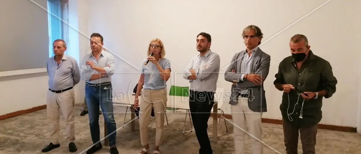 Politiche 2022, il Pd si riscopre compatto e lancia la sfida: «Convinciamo gli indecisi»