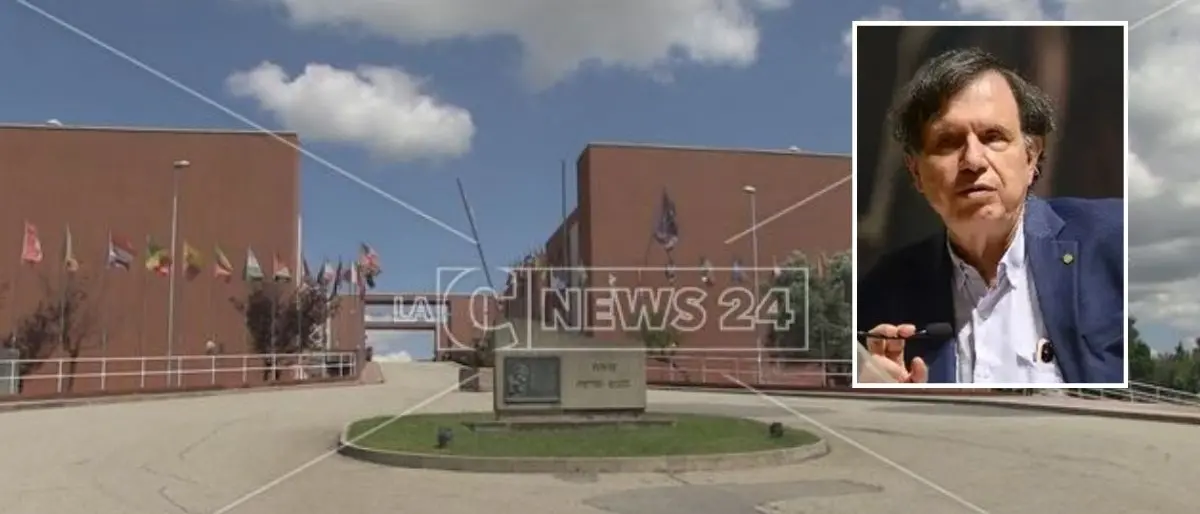 Il premio Nobel Giorgio Parisi alla cerimonia per i cinquant’anni dell’Unical