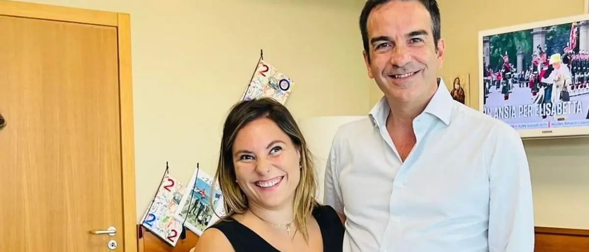 Le rubarono e distrussero la carrozzina, Occhiuto: «Grazie alla solidarietà Clemy è di nuovo libera»