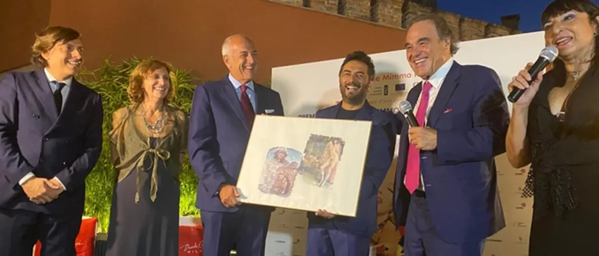 Al regista Oliver Stone il premio dedicato al grande artista calabrese Mimmo Rotella