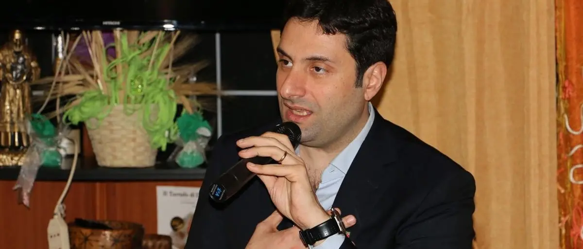 Nuovo tracciato ferroviario Paola-Cosenza, Gentile: «Bene la sospensione della conferenza dei servizi»