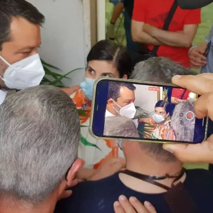 Salvini in Calabria, prima tappa a Reggio: «Mi impegno a tornare almeno una volta a settimana»
