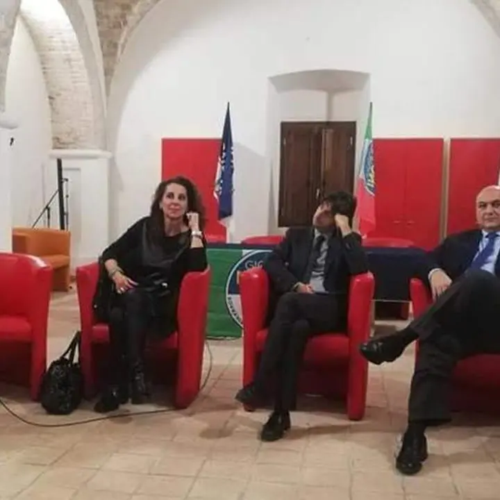 Elezioni Calabria, via crucis di Fdi: le relazioni imbarazzanti di Calabrese sindaco di Locri minano la sua candidatura