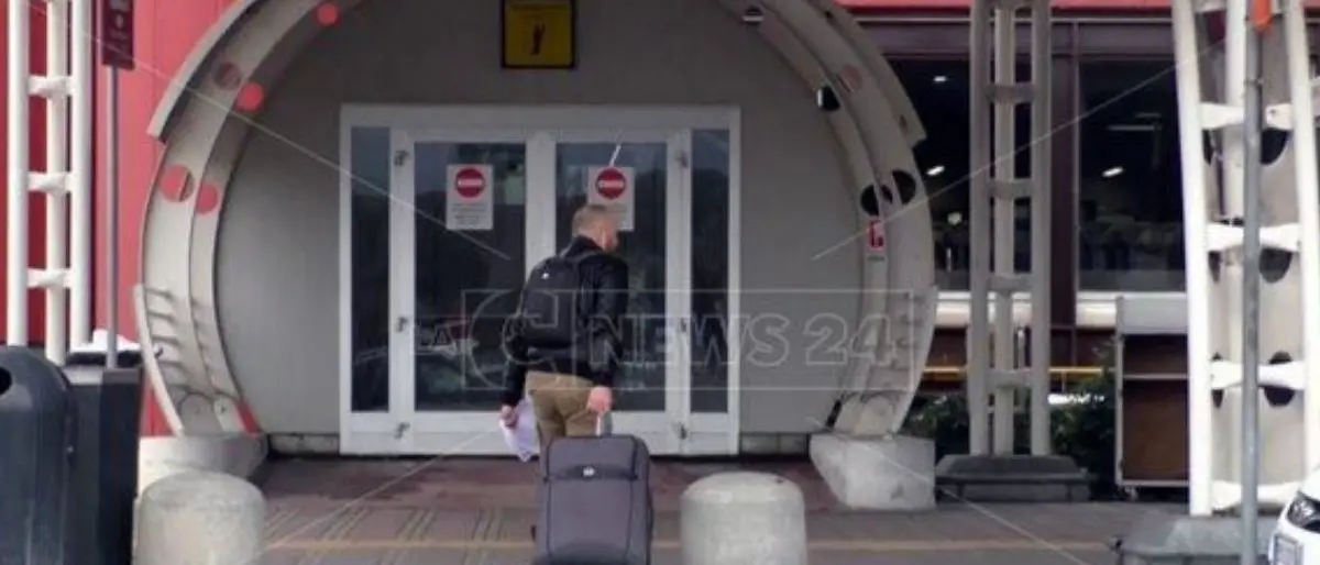 Aeroporto Lamezia, nuovo volo FlyLeOne collegherà la Calabria con Pescara