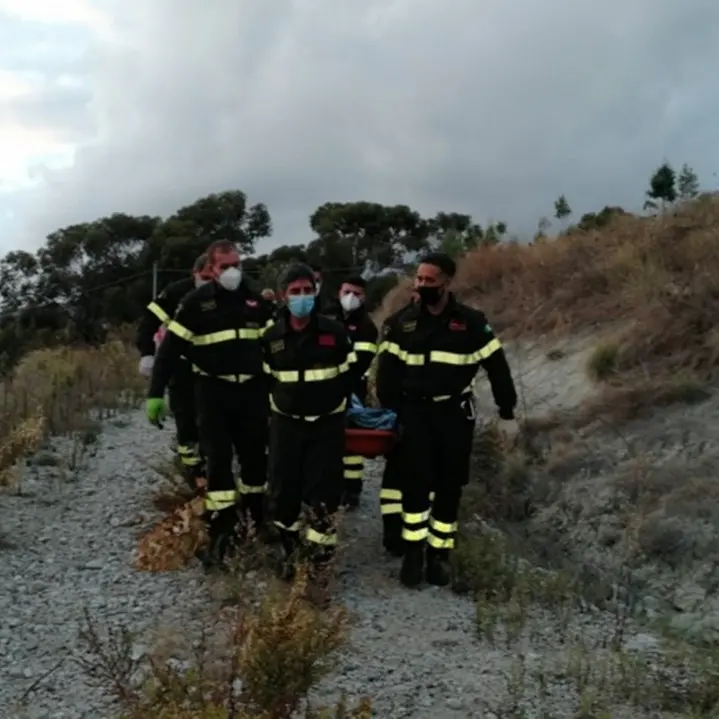 Morto l'uomo rimasto ustionato nell'incendio tra Motta San Giovanni e Montebello Jonico